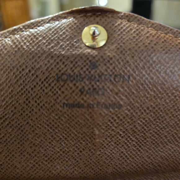 Authentic Louis Vuitton luxurious long monogram wallet in great condition - Picture 4 of 16